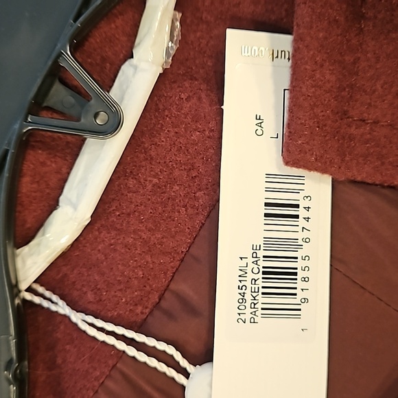 💕TRINA TURK💕 Parker Cape ~ Knit Melton Cab Frank Large L NWT - Picture 14 of 15